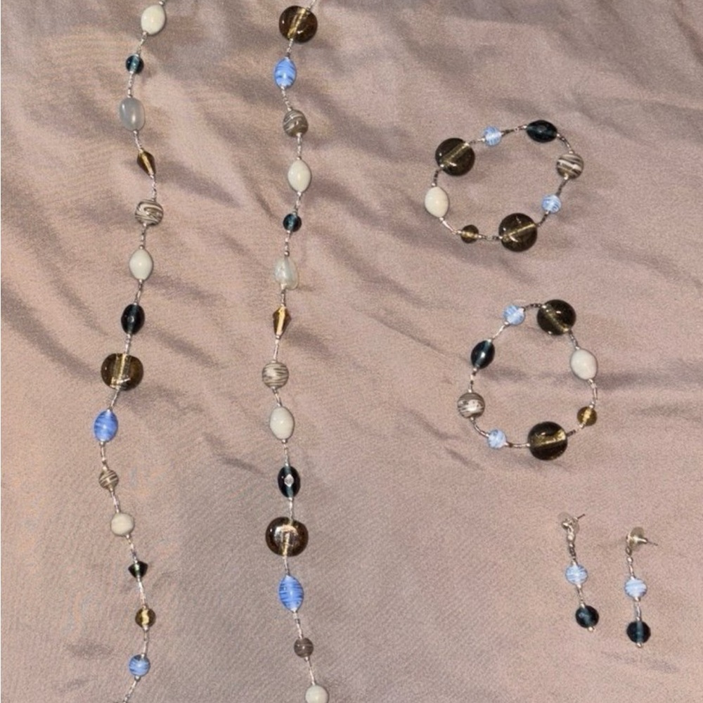 Premier Necklace bracelet and earring set - Picture 2 of 3